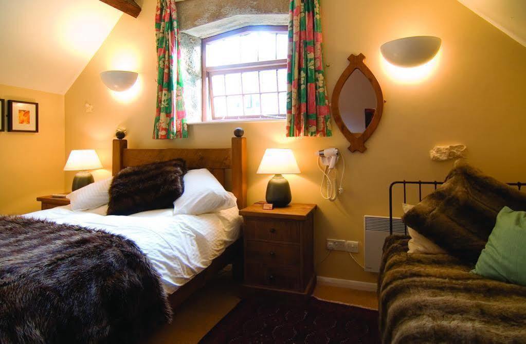 Yha Hartington Hall Buitenkant foto